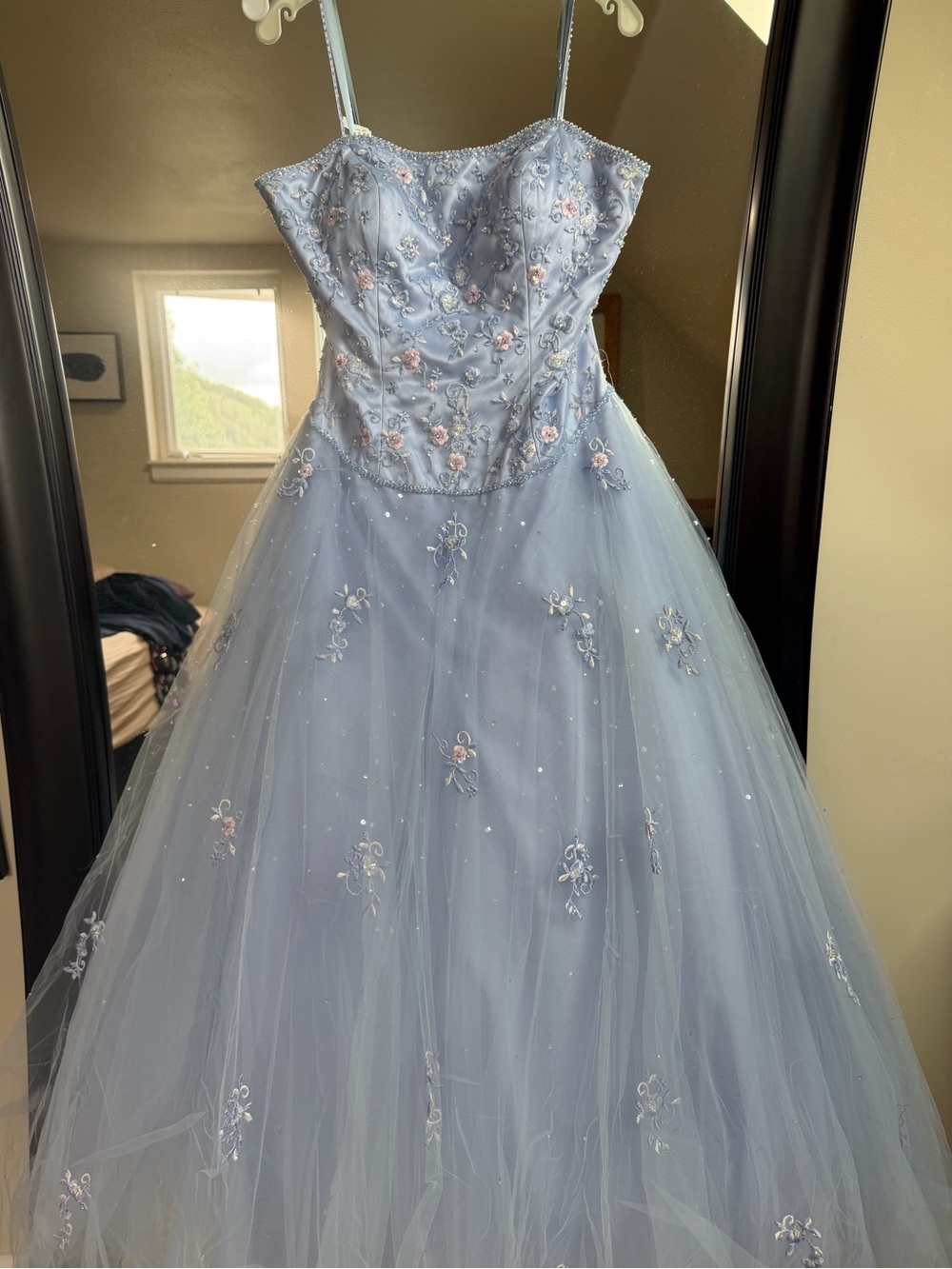 Mori Lee Light Blue Embroidered Tulle Ball Gown Dress Women’s Size 6